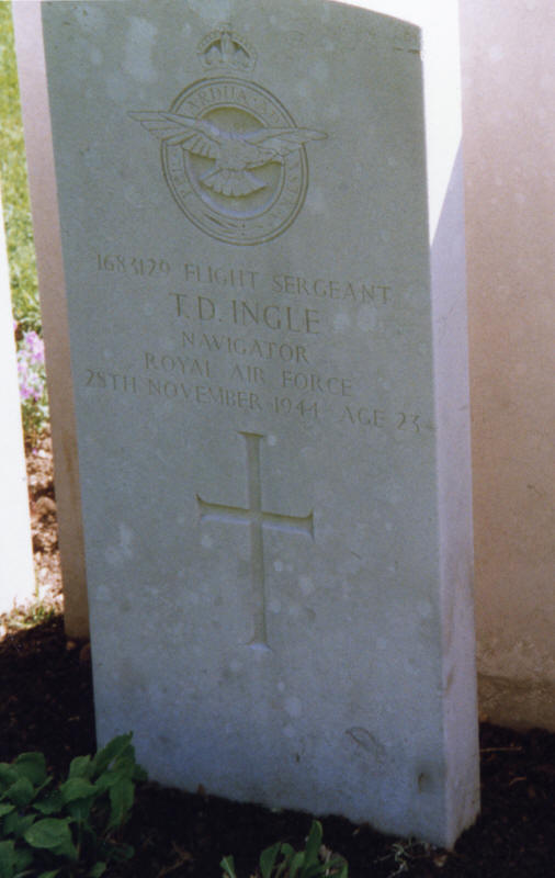 F/Sgt Thomas Dennis Ingle<br/><br /><br />died November 28th, 1944